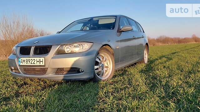 Сірий БМВ 3 Серія, об'ємом двигуна 2 л та пробігом 275 тис. км за 6250 $, фото 1 на Automoto.ua