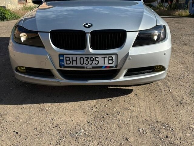 Серый БМВ 3 Серия, объемом двигателя 2 л и пробегом 327 тыс. км за 6700 $, фото 1 на Automoto.ua