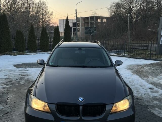 Серый БМВ 3 Серия, объемом двигателя 2 л и пробегом 370 тыс. км за 5999 $, фото 1 на Automoto.ua