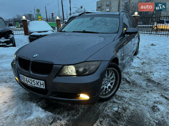 Серый БМВ 3 Серия, объемом двигателя 2 л и пробегом 320 тыс. км за 5500 $, фото 1 на Automoto.ua