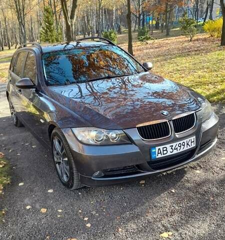 Сірий БМВ 3 Серія, об'ємом двигуна 2 л та пробігом 211 тис. км за 8700 $, фото 1 на Automoto.ua