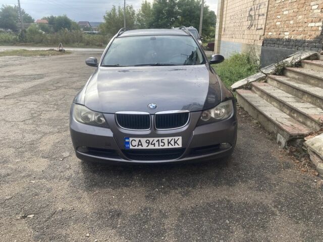 Сірий БМВ 3 Серія, об'ємом двигуна 2 л та пробігом 320 тис. км за 6399 $, фото 1 на Automoto.ua