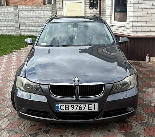 Сірий БМВ 3 Серія, об'ємом двигуна 2 л та пробігом 200 тис. км за 5100 $, фото 1 на Automoto.ua