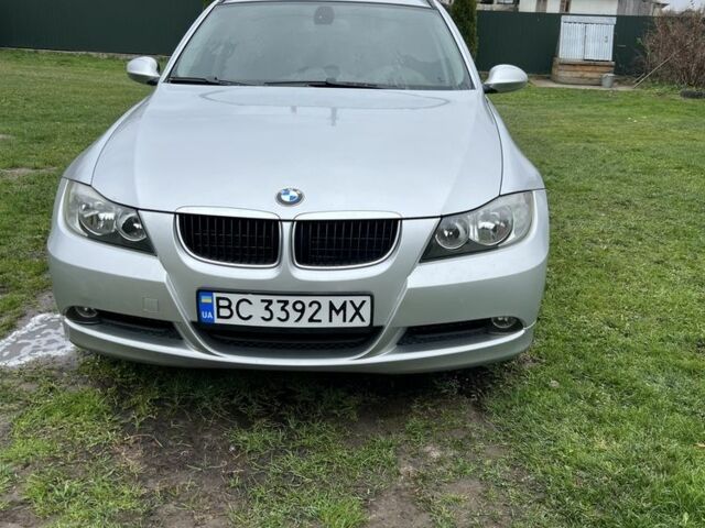 Серый БМВ 3 Серия, объемом двигателя 2 л и пробегом 300 тыс. км за 6800 $, фото 1 на Automoto.ua