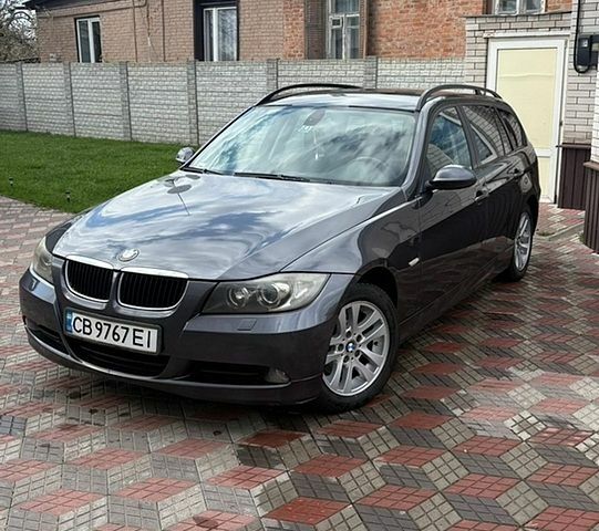 Сірий БМВ 3 Серія, об'ємом двигуна 2 л та пробігом 180 тис. км за 5300 $, фото 1 на Automoto.ua
