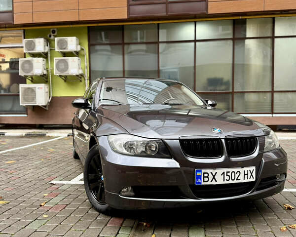 БМВ 3 Серия 2008 в Хмельницком на Automoto.ua Серый БМВ 3 Серия, объемом двигателя 2 л и пробегом 249 тыс. км за 7777 $, фото 1 на Automoto.ua