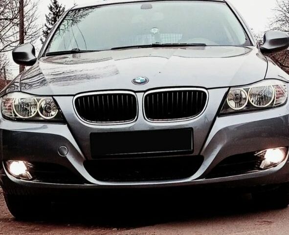 Серый БМВ 3 Серия, объемом двигателя 2 л и пробегом 1 тыс. км за 4487 $, фото 1 на Automoto.ua