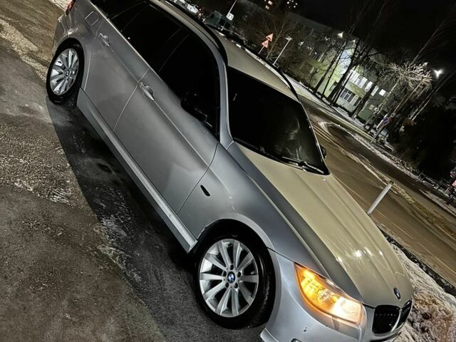 Серый БМВ 3 Серия, объемом двигателя 2 л и пробегом 300 тыс. км за 7199 $, фото 1 на Automoto.ua