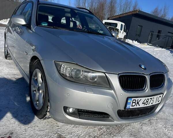 Сірий БМВ 3 Серія, об'ємом двигуна 2 л та пробігом 377 тис. км за 8500 $, фото 1 на Automoto.ua
