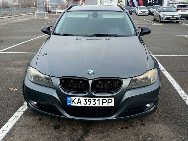 Сірий БМВ 3 Серія, об'ємом двигуна 2 л та пробігом 319 тис. км за 7500 $, фото 1 на Automoto.ua