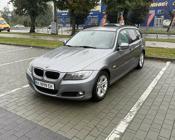 Сірий БМВ 3 Серія, об'ємом двигуна 2 л та пробігом 450 тис. км за 6999 $, фото 1 на Automoto.ua