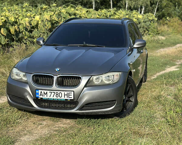 Сірий БМВ 3 Серія, об'ємом двигуна 2 л та пробігом 325 тис. км за 8200 $, фото 1 на Automoto.ua