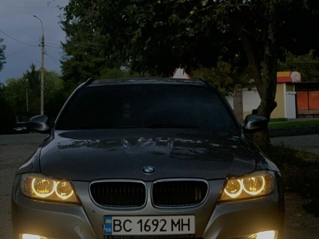 БМВ 3 Серия 2011 в Львове на Automoto.ua Серый БМВ 3 Серия, объемом двигателя 2 л и пробегом 300 тыс. км за 8650 $, фото 1 на Automoto.ua