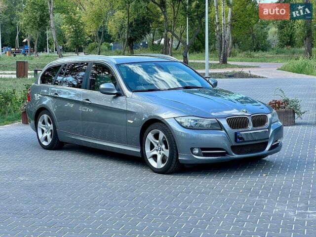 Сірий БМВ 3 Серія, об'ємом двигуна 2 л та пробігом 320 тис. км за 9900 $, фото 1 на Automoto.ua