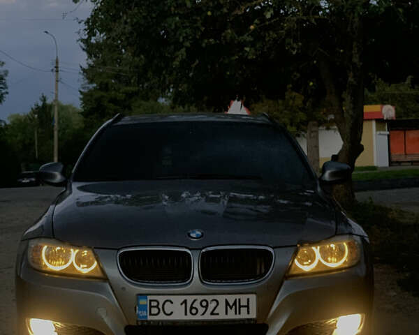 Сірий БМВ 3 Серія, об'ємом двигуна 2 л та пробігом 300 тис. км за 8650 $, фото 1 на Automoto.ua