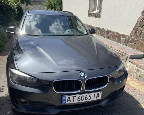Серый БМВ 3 Серия, объемом двигателя 2 л и пробегом 299 тыс. км за 11500 $, фото 1 на Automoto.ua