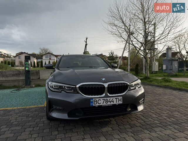 Сірий БМВ 3 Серія, об'ємом двигуна 2 л та пробігом 166 тис. км за 28000 $, фото 1 на Automoto.ua