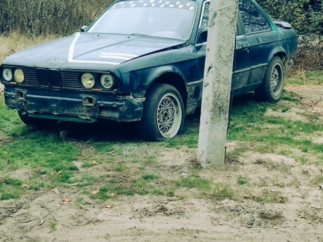 БМВ 3 Серия 1983 в Изюме на Automoto.ua Синий БМВ 3 Серия, объемом двигателя 2.3 л и пробегом 300 тыс. км за 716 $, фото 1 на Automoto.ua