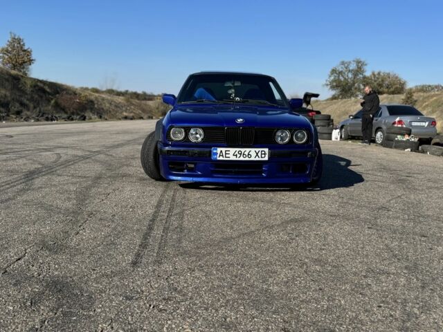 Синий БМВ 3 Серия, объемом двигателя 2 л и пробегом 250 тыс. км за 7000 $, фото 1 на Automoto.ua