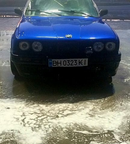 Синій БМВ 3 Серія, об'ємом двигуна 1.8 л та пробігом 380 тис. км за 1000 $, фото 1 на Automoto.ua