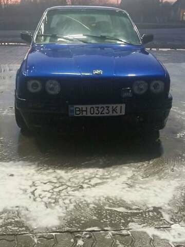 Синий БМВ 3 Серия, объемом двигателя 1.8 л и пробегом 350 тыс. км за 1500 $, фото 1 на Automoto.ua