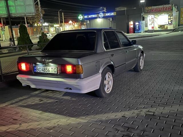 Синій БМВ 3 Серія, об'ємом двигуна 1.8 л та пробігом 453 тис. км за 1400 $, фото 1 на Automoto.ua