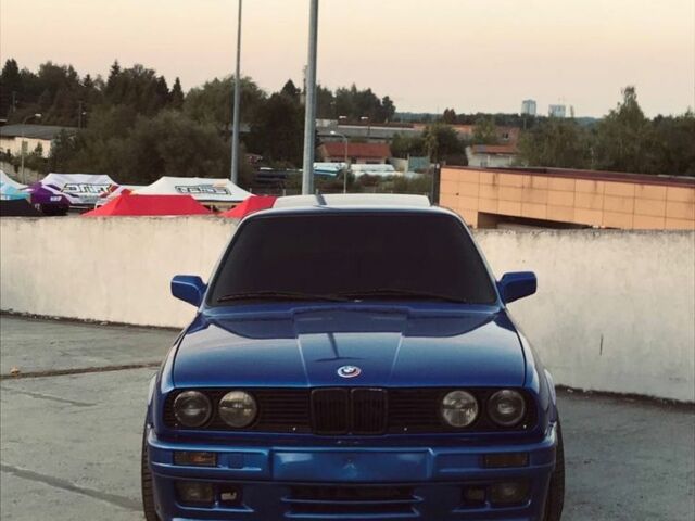 Синий БМВ 3 Серия, объемом двигателя 2 л и пробегом 200 тыс. км за 4000 $, фото 1 на Automoto.ua