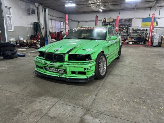 Синий БМВ 3 Серия, объемом двигателя 2 л и пробегом 160 тыс. км за 7950 $, фото 1 на Automoto.ua