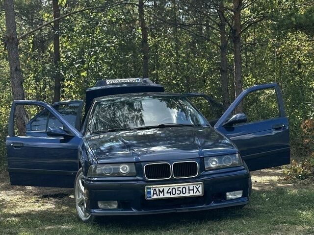 Синий БМВ 3 Серия, объемом двигателя 2 л и пробегом 280 тыс. км за 3505 $, фото 1 на Automoto.ua