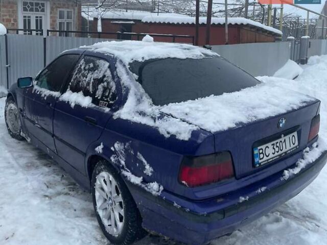 Синий БМВ 3 Серия, объемом двигателя 1.8 л и пробегом 350 тыс. км за 1700 $, фото 1 на Automoto.ua