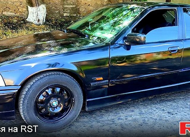 Синий БМВ 3 Серия, объемом двигателя 2 л и пробегом 0 тыс. км за 2600 $, фото 1 на Automoto.ua