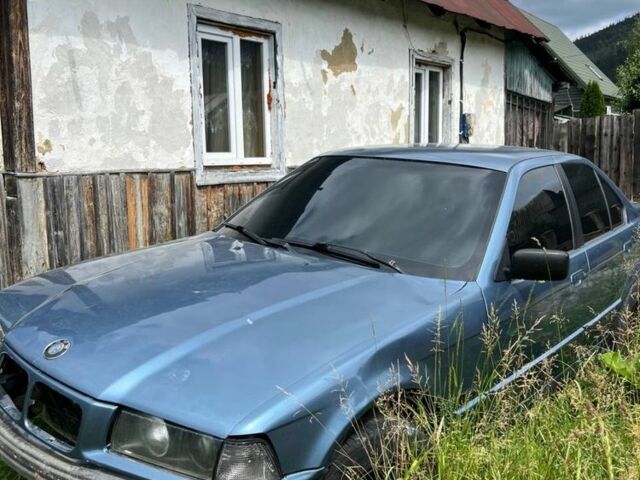 Синий БМВ 3 Серия, объемом двигателя 1.8 л и пробегом 308 тыс. км за 1500 $, фото 1 на Automoto.ua