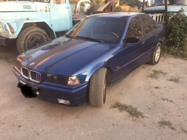 Синий БМВ 3 Серия, объемом двигателя 0 л и пробегом 250 тыс. км за 3000 $, фото 1 на Automoto.ua