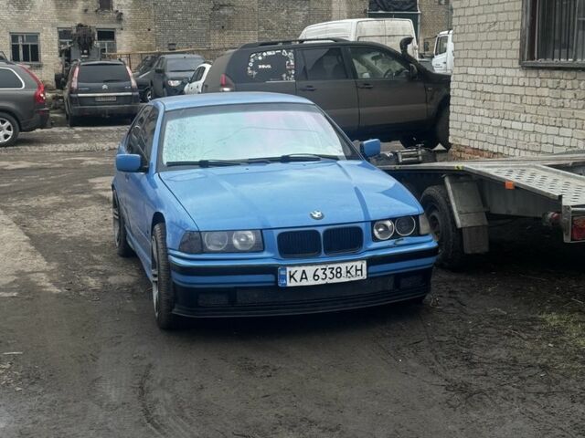 Синий БМВ 3 Серия, объемом двигателя 2 л и пробегом 3 тыс. км за 3200 $, фото 1 на Automoto.ua