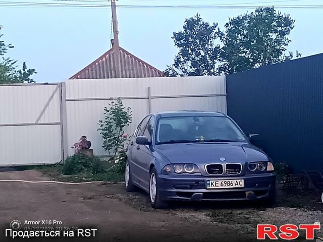 Синий БМВ 3 Серия, объемом двигателя 2 л и пробегом 400 тыс. км за 3500 $, фото 1 на Automoto.ua
