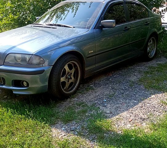 Синий БМВ 3 Серия, объемом двигателя 1.9 л и пробегом 0 тыс. км за 3700 $, фото 1 на Automoto.ua
