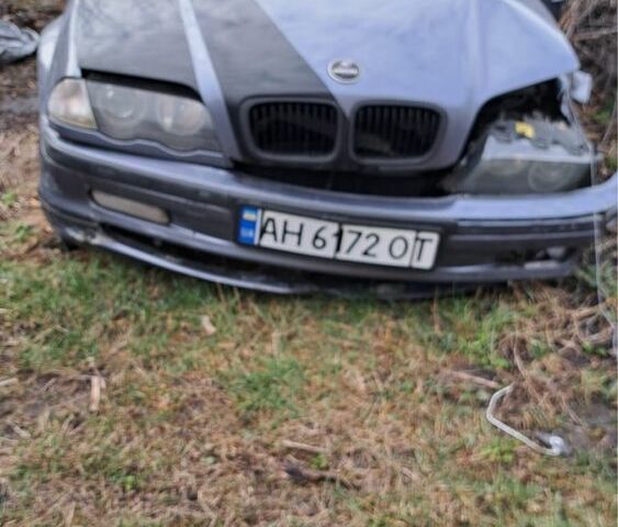 Синій БМВ 3 Серія, об'ємом двигуна 2 л та пробігом 200 тис. км за 1500 $, фото 1 на Automoto.ua