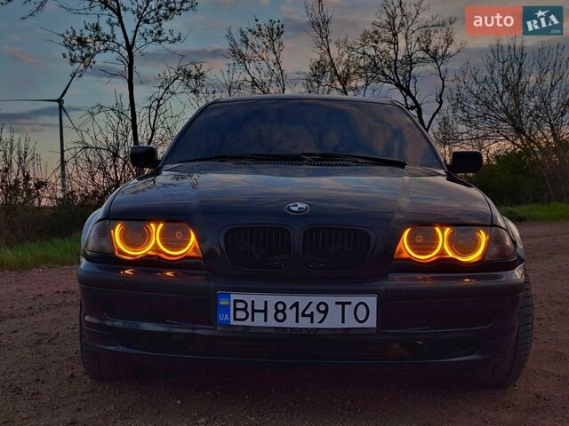 Синий БМВ 3 Серия, объемом двигателя 1.9 л и пробегом 359 тыс. км за 4500 $, фото 1 на Automoto.ua