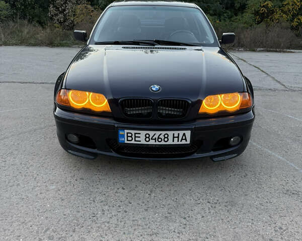 Синий БМВ 3 Серия, объемом двигателя 1.9 л и пробегом 295 тыс. км за 5000 $, фото 1 на Automoto.ua