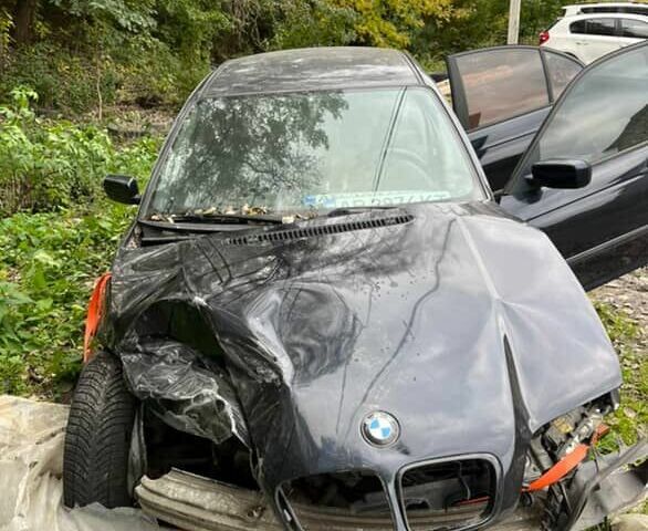 Синий БМВ 3 Серия, объемом двигателя 0 л и пробегом 240 тыс. км за 1500 $, фото 1 на Automoto.ua