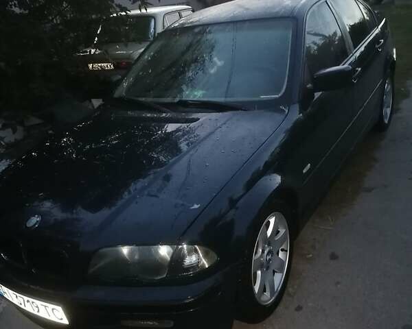 Синій БМВ 3 Серія, об'ємом двигуна 2 л та пробігом 300 тис. км за 5000 $, фото 1 на Automoto.ua