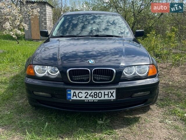 Синий БМВ 3 Серия, объемом двигателя 1.9 л и пробегом 406 тыс. км за 4500 $, фото 1 на Automoto.ua