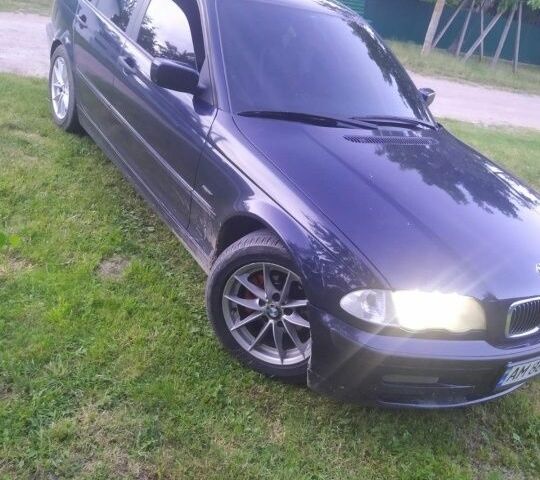 Синий БМВ 3 Серия, объемом двигателя 2 л и пробегом 400 тыс. км за 3786 $, фото 1 на Automoto.ua