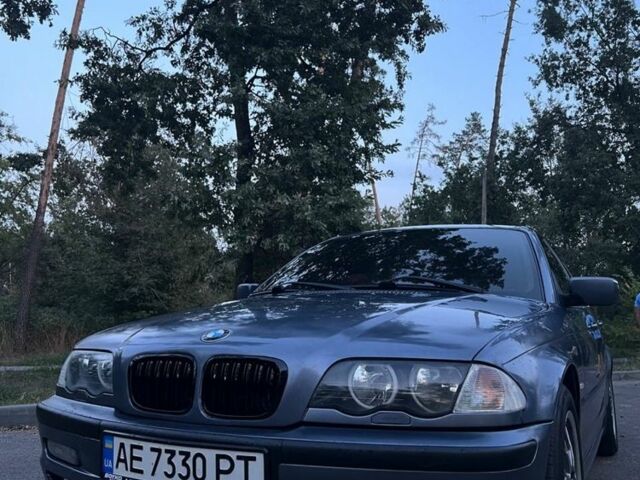 Синий БМВ 3 Серия, объемом двигателя 3 л и пробегом 415 тыс. км за 4750 $, фото 1 на Automoto.ua