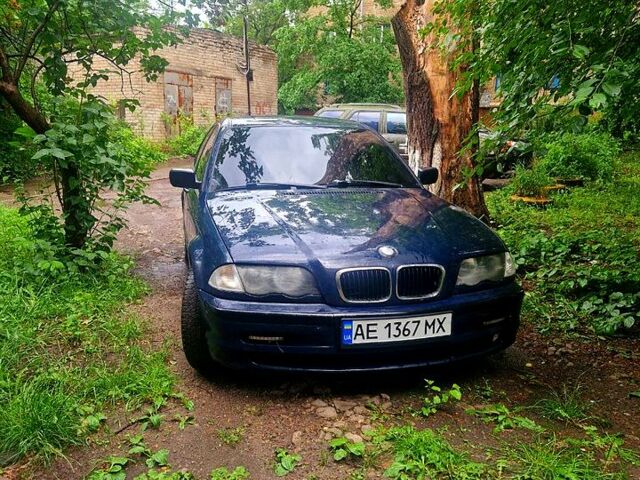 Синій БМВ 3 Серія, об'ємом двигуна 1.9 л та пробігом 0 тис. км за 3000 $, фото 1 на Automoto.ua
