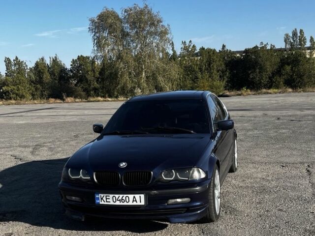 Синий БМВ 3 Серия, объемом двигателя 2 л и пробегом 7 тыс. км за 6700 $, фото 1 на Automoto.ua