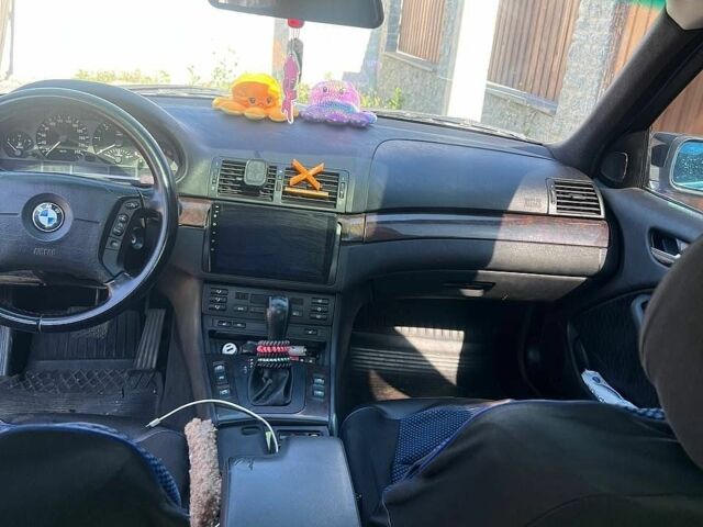 Синий БМВ 3 Серия, объемом двигателя 2 л и пробегом 560 тыс. км за 3600 $, фото 1 на Automoto.ua