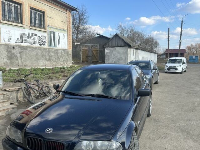 Синий БМВ 3 Серия, объемом двигателя 2 л и пробегом 285 тыс. км за 4300 $, фото 1 на Automoto.ua