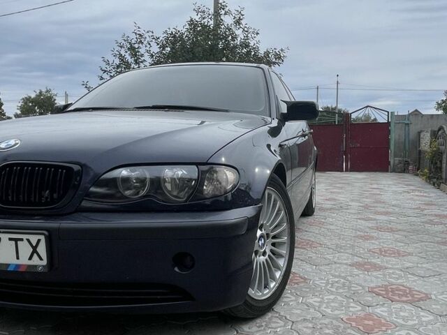 Синий БМВ 3 Серия, объемом двигателя 2 л и пробегом 390 тыс. км за 5700 $, фото 1 на Automoto.ua