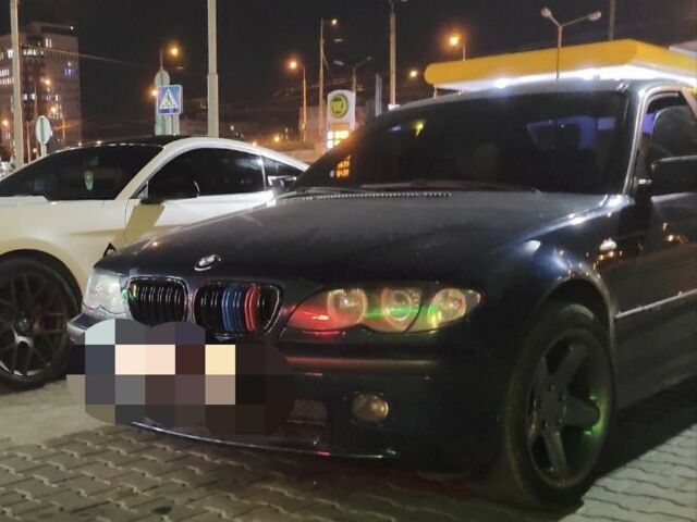 Синий БМВ 3 Серия, объемом двигателя 0 л и пробегом 218 тыс. км за 5621 $, фото 1 на Automoto.ua